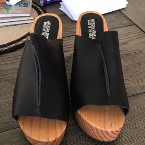 American apparel new without tags size 6 wedges
